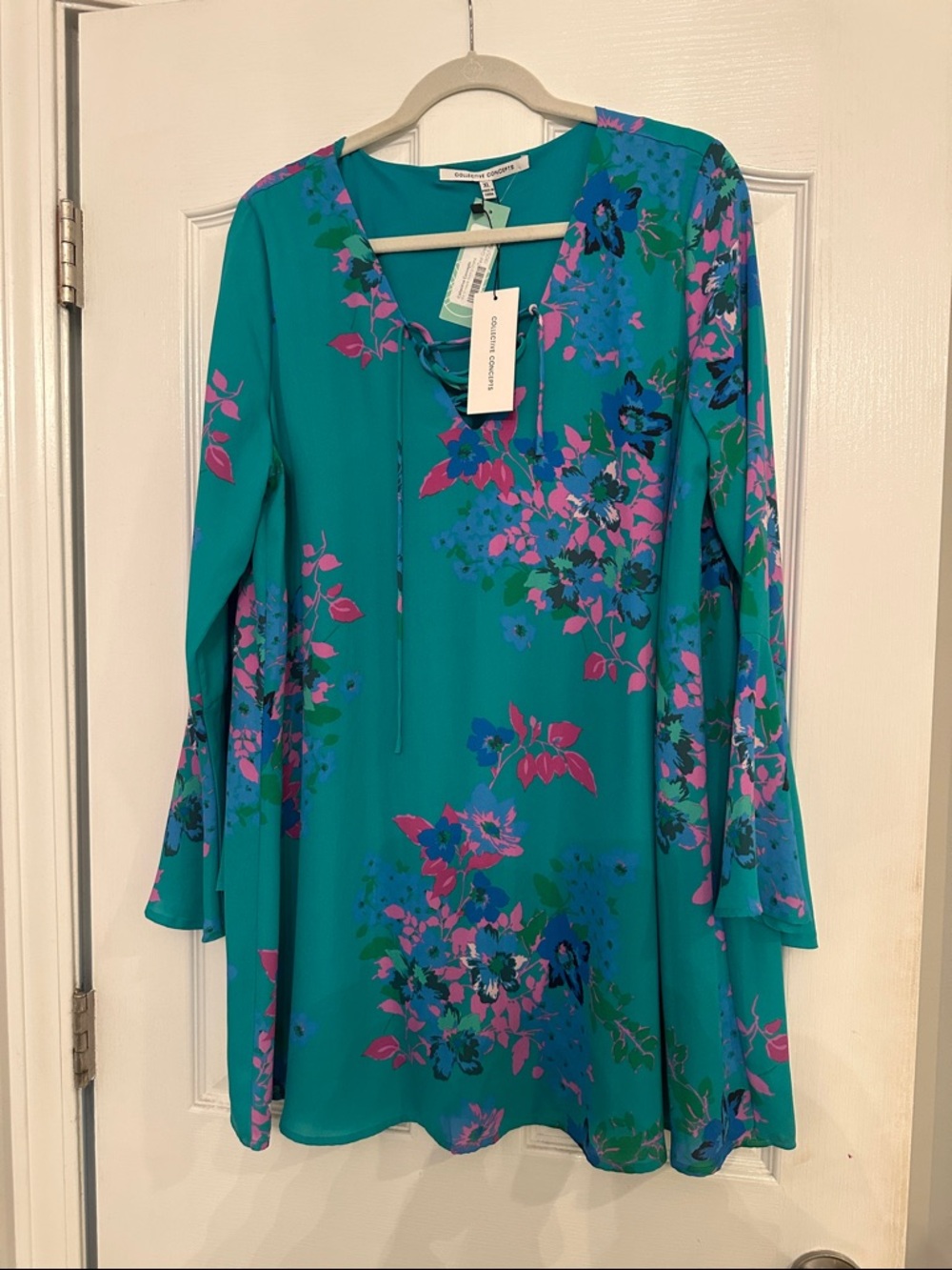Collective Concepts Teal Floral Long-Sleeve Tunic Dress